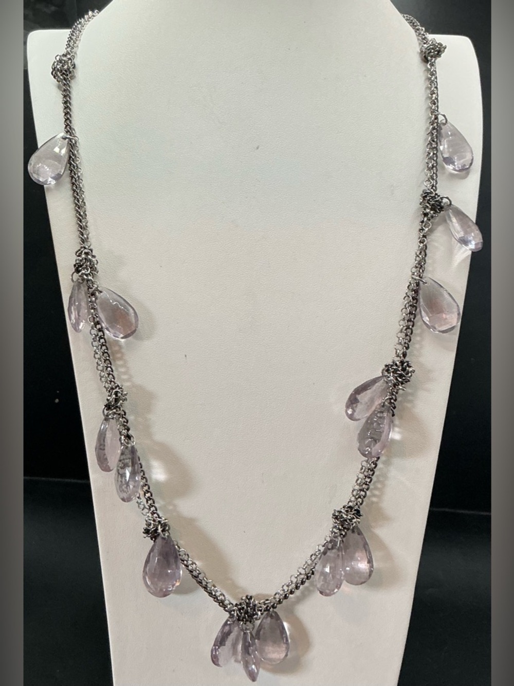 LOFT PALE PURPLE ACRYLIC BEAD LONG KNOTTED STATION NECKLACE